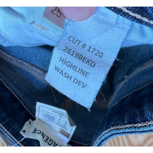 NWT L’Agence High Rise Distressed Jeans Size 25 Women’s Blue High Line - Picture 5 of 9